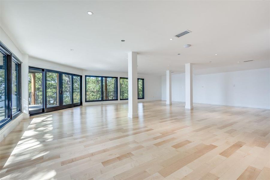 Spacious, unfurnished interior of a new home in , Oak Point (Image 23). Spacious, unfurnished interior of a new home in , Oak Point (Image 23).