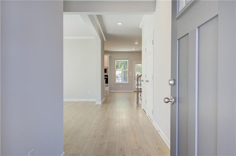 Spacious, unfurnished interior of a new home in Burchwood, Stockbridge (Image 14).