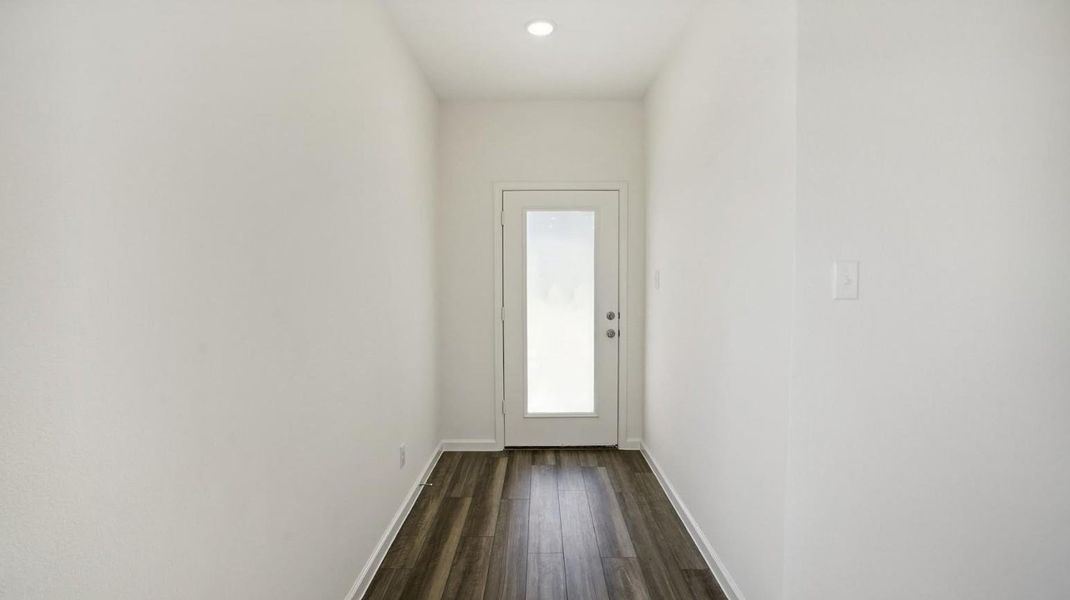 Spacious, unfurnished interior of a new home in Eagles Landing, Elgin (Image 7). Spacious, unfurnished interior of a new home in Eagles Landing, Elgin (Image 7).