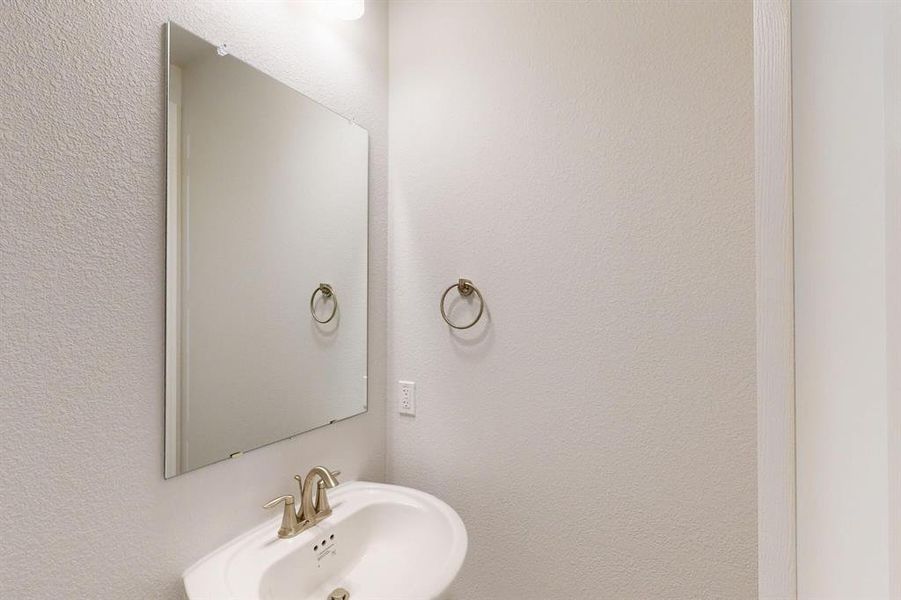 Furnished interior view inside a new home in Aster Park, McKinney (Image 10). Furnished interior view inside a new home in Aster Park, McKinney (Image 10).