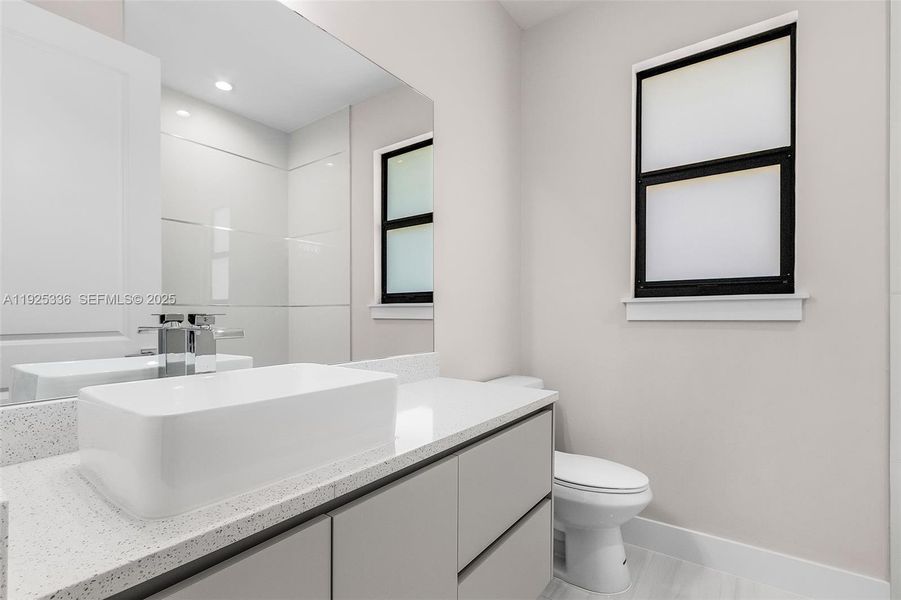 Furnished interior view inside a new home in , Naples (Image 7).