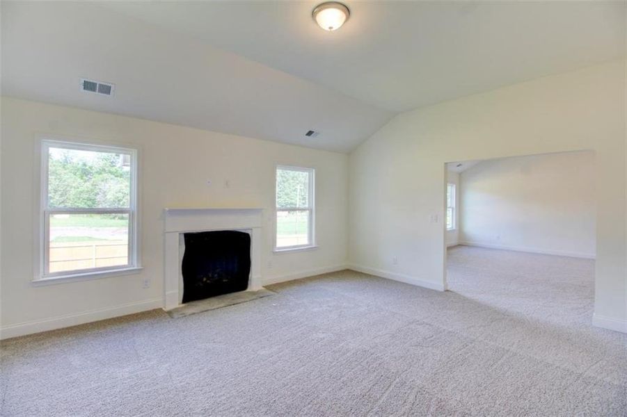 Spacious, unfurnished interior of a new home in , Covington (Image 27).