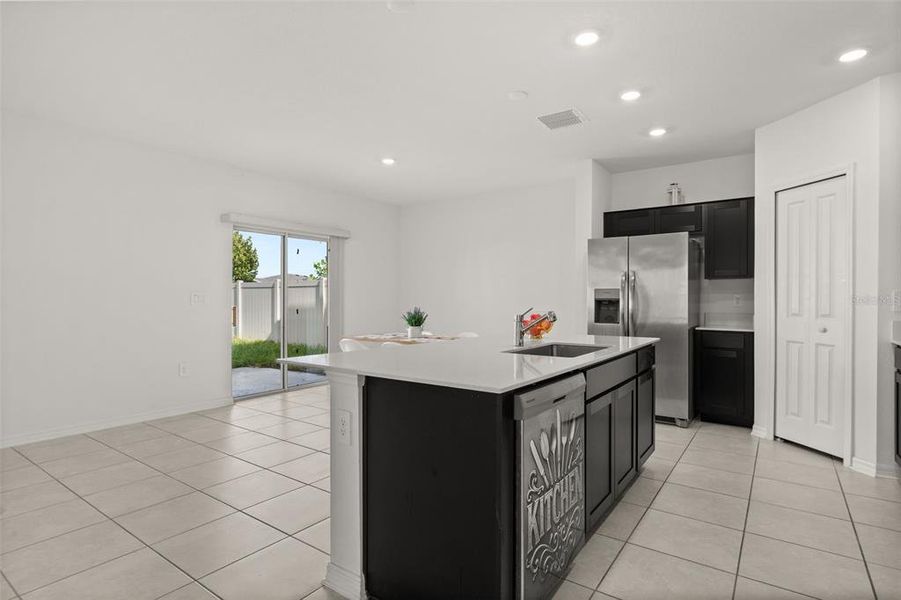 Furnished interior view inside a new home in Peace Creek Reserve, Winter Haven (Image 12).