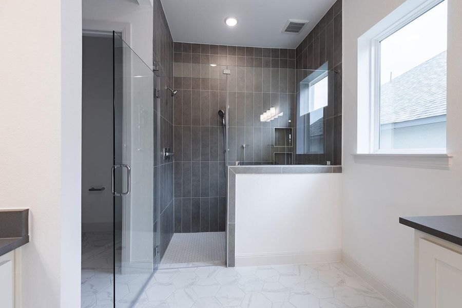 Furnished interior view inside a new home in The Hollows Canyon - 60', Lago Vista (Image 13).