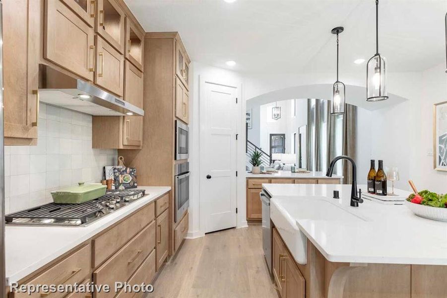 Furnished interior view inside a new home in Creekshaw, Royse City (Image 19).