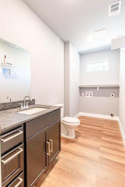 Furnished interior view inside a new home in , West Tawakoni (Image 11).