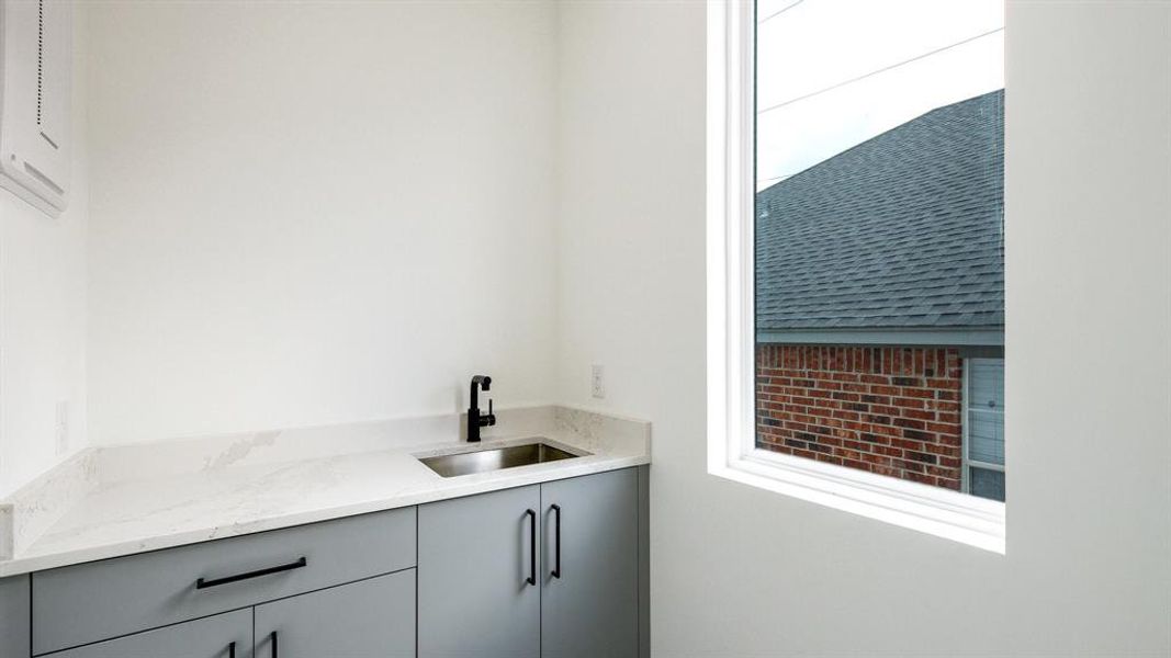 Bathroom with sink