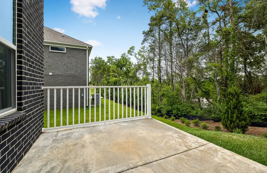 Exterior details and patio area of a home in Devonshire, Mount Juliet (Image 3).