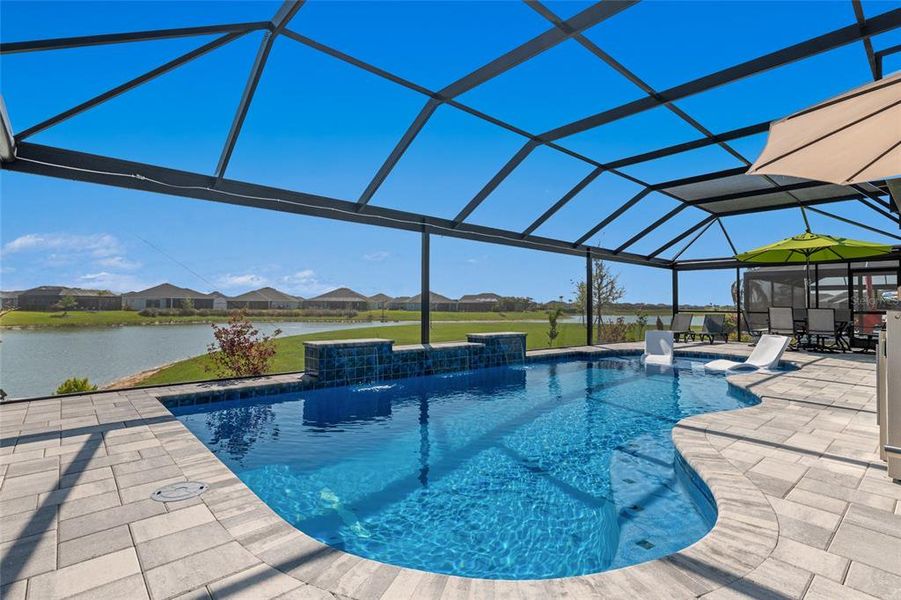 Exterior details and patio area of a home in , The Villages (Image 29).