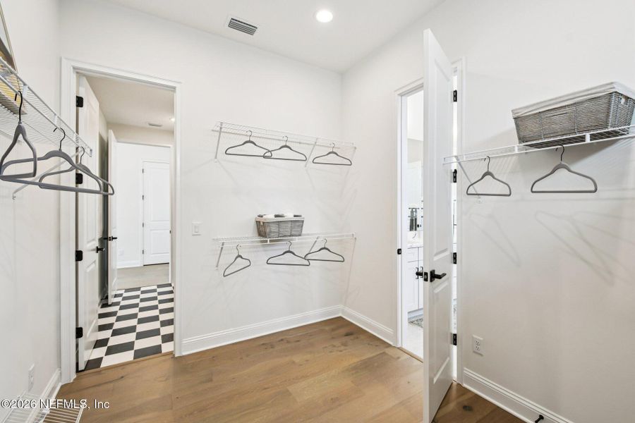 Spacious, unfurnished interior of a new home in Nocatee, Ponte Vedra (Image 24).