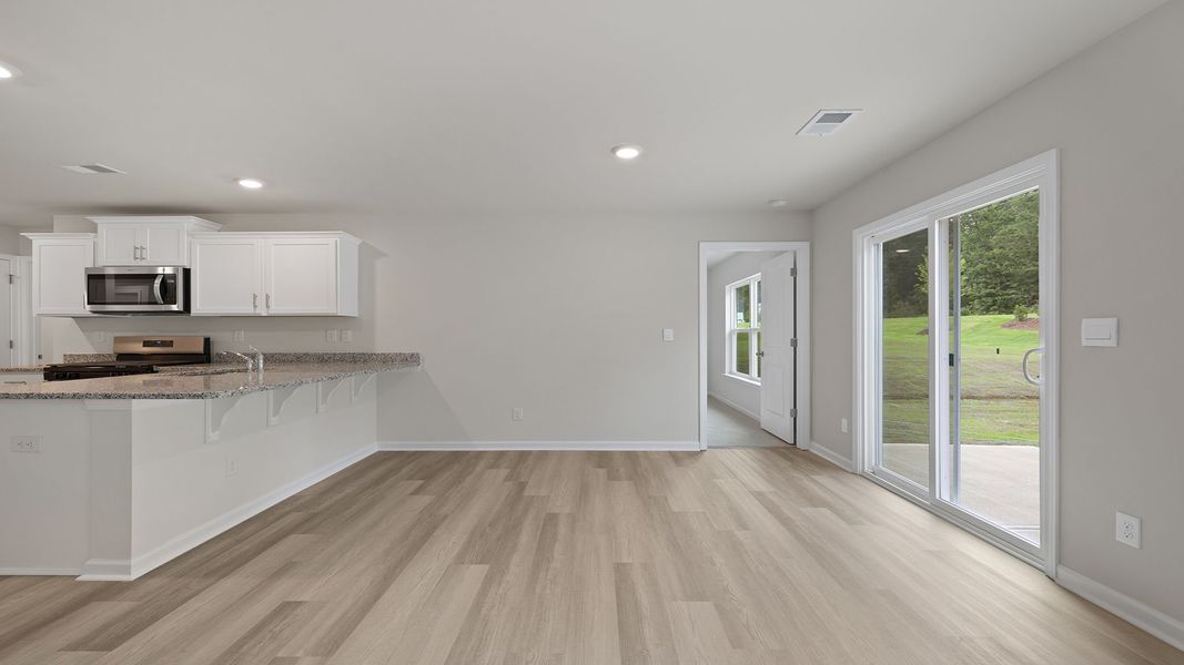 Spacious, unfurnished interior of a new home in Bentley Park, Greenwood (Image 16). Spacious, unfurnished interior of a new home in Bentley Park, Greenwood (Image 16).