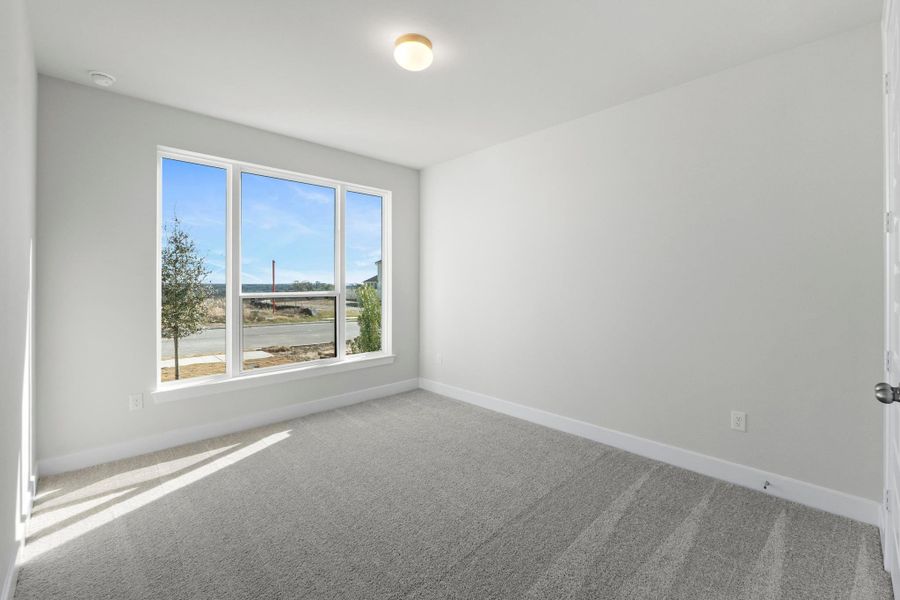 Spacious, unfurnished interior of a new home in Lariat, Liberty Hill (Image 23).