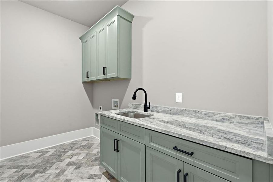 Furnished interior view inside a new home in , Jefferson (Image 8).