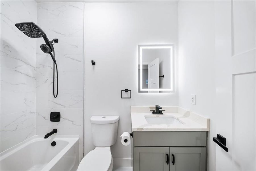 Furnished interior view inside a new home in Silvercrest Lakes, Acworth (Image 6).