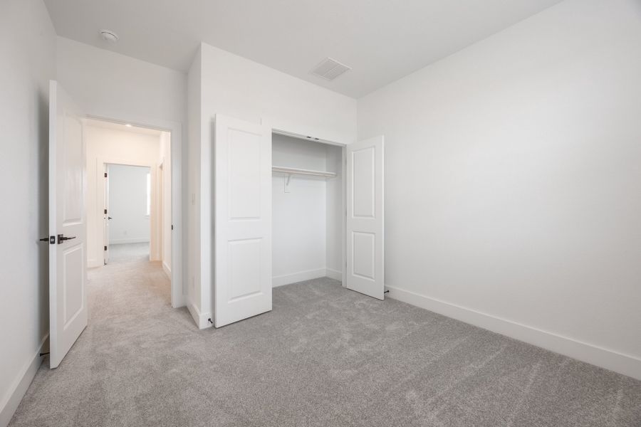 Spacious, unfurnished interior of a new home in Sage Collection – Freedom at Anthem, Kyle (Image 11).