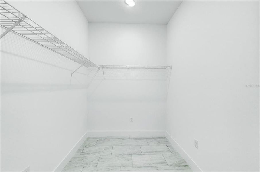 Spacious, unfurnished interior of a new home in , Placida (Image 30).
