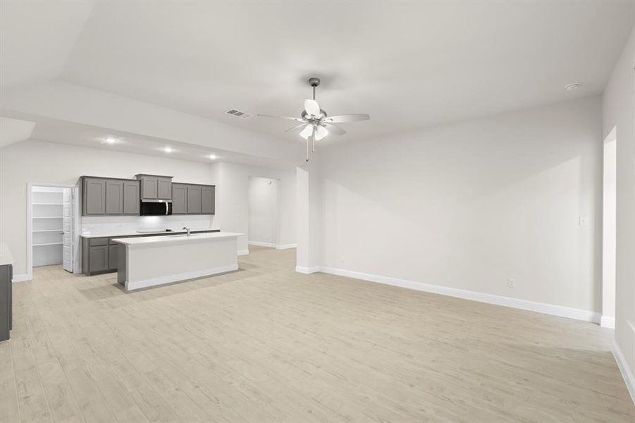 17. 6208 Havature - Family (3)