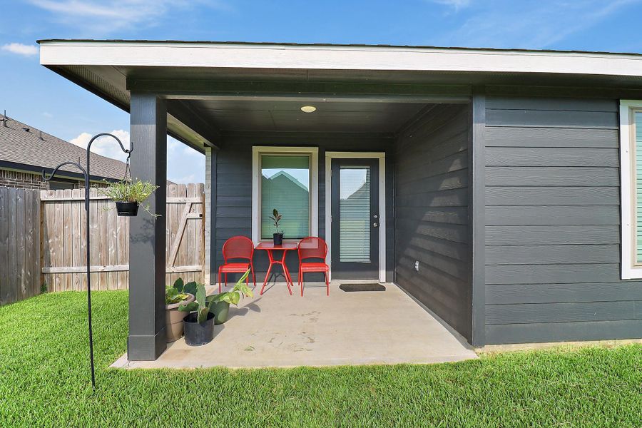 Front exterior of a new home in , Anahuac, TX, highlighting curb appeal (Image 18). Front exterior of a new home in , Anahuac, TX, highlighting curb appeal (Image 18).