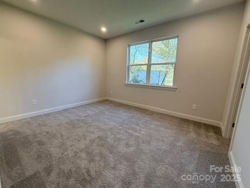 Spacious, unfurnished interior of a new home in , Gastonia (Image 41).