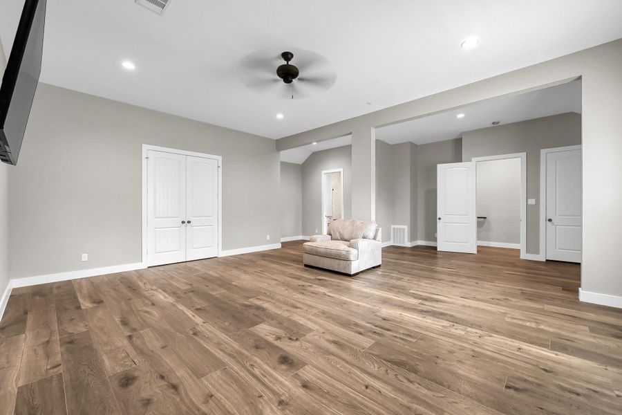 Spacious, unfurnished interior of a new home in , Montgomery (Image 18). Spacious, unfurnished interior of a new home in , Montgomery (Image 18).