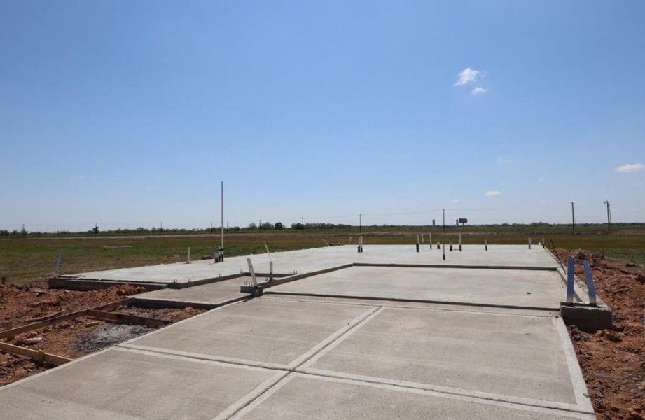 Every foundation at DWH is engineered and it’s inspected three times! We do not do “batch” testing. Rest easy knowing your foundation comes with a 10 year warranty. Every foundation at DWH is engineered and it’s inspected three times! We do not do “batch” testing. Rest easy knowing your foundation comes with a 10 year warranty.