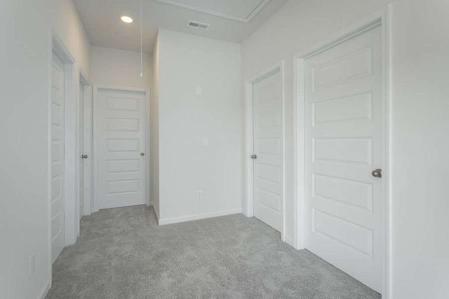 Spacious, unfurnished interior of a new home in Laurel Ridge, Rock Spring (Image 49).