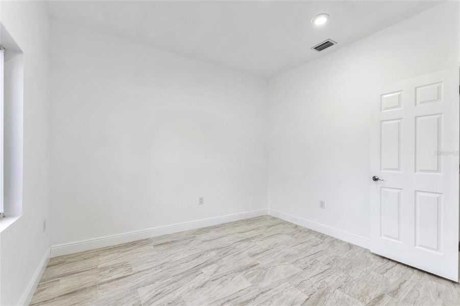 Spacious, unfurnished interior of a new home in , Indian Lake Estates (Image 21).