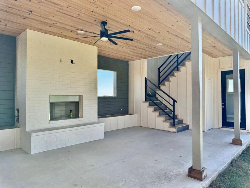 View of patio with ceiling fan