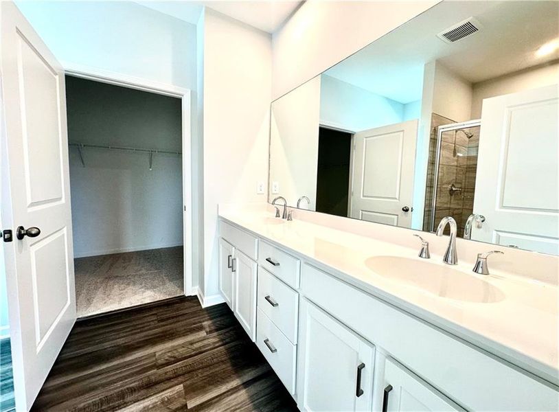 Furnished interior view inside a new home in Annsbury Park, Lilburn (Image 6).