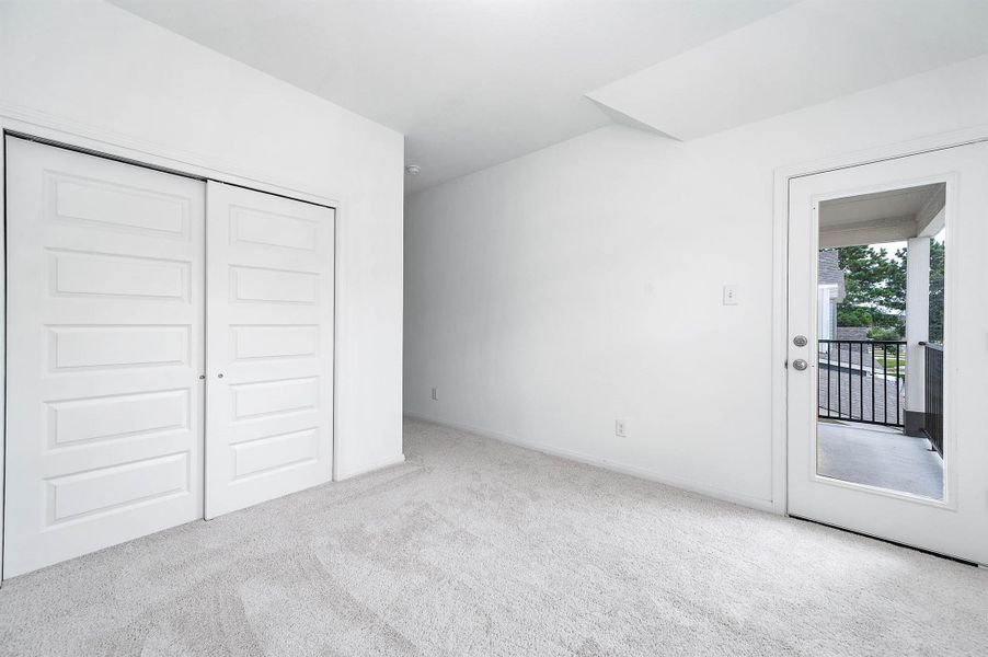 Additional view of the secondary bedroom. Additional view of the secondary bedroom.
