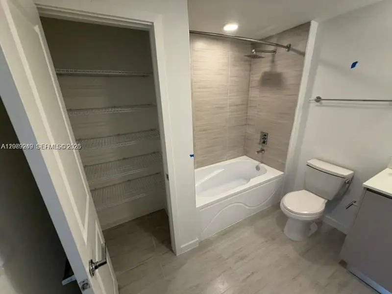Furnished interior view inside a new home in , Orlando (Image 4).