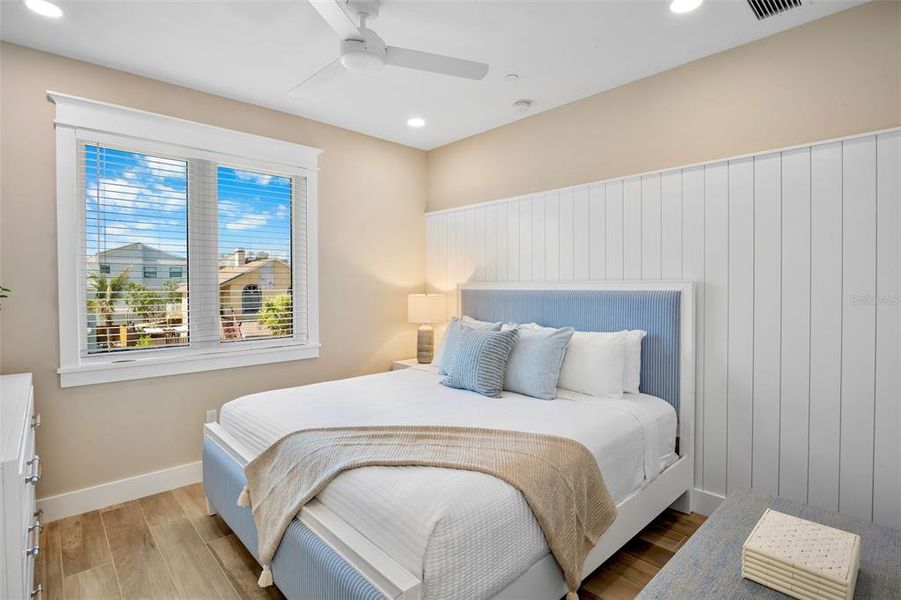 Furnished interior view inside a new home in , Sarasota (Image 38).