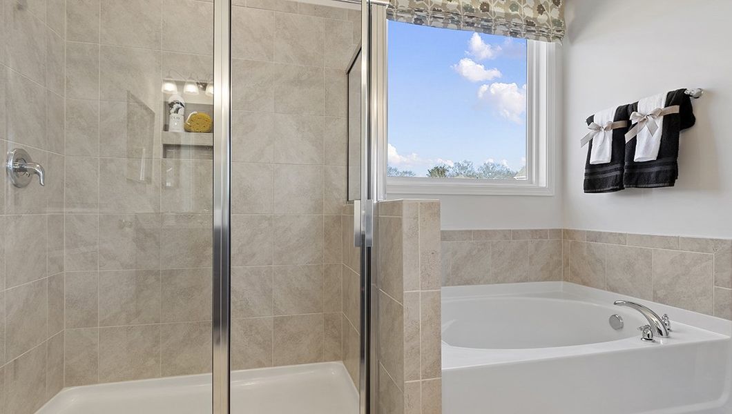 Representative furnished interior of a home built from the ROBINSON by D.R. Horton in Cottonwood Ridge, Piedmont (Image 28).