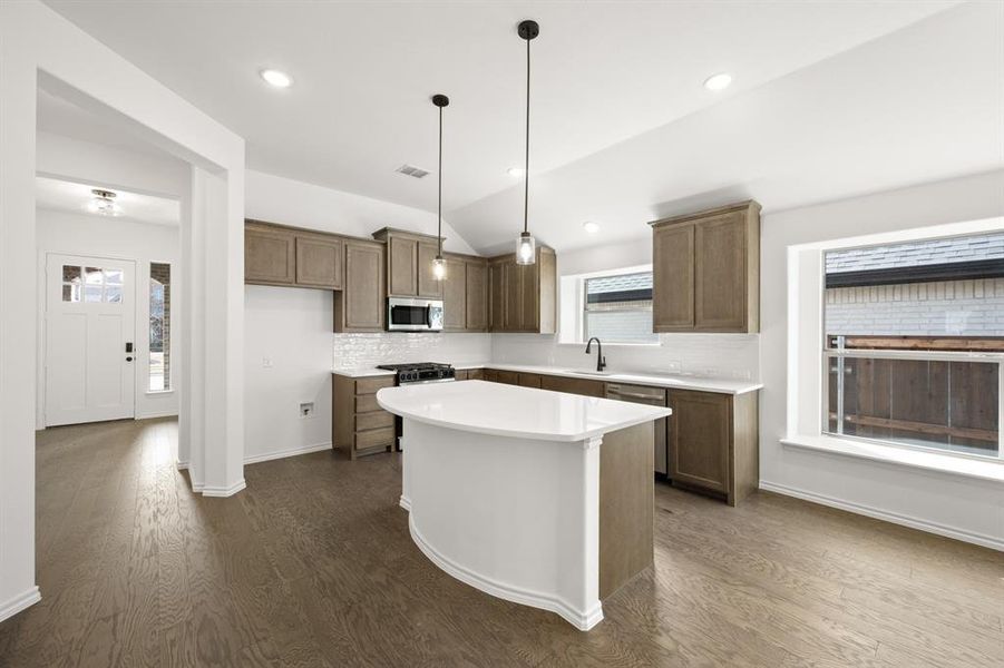 7729 Stubblefield- Kitchen-2