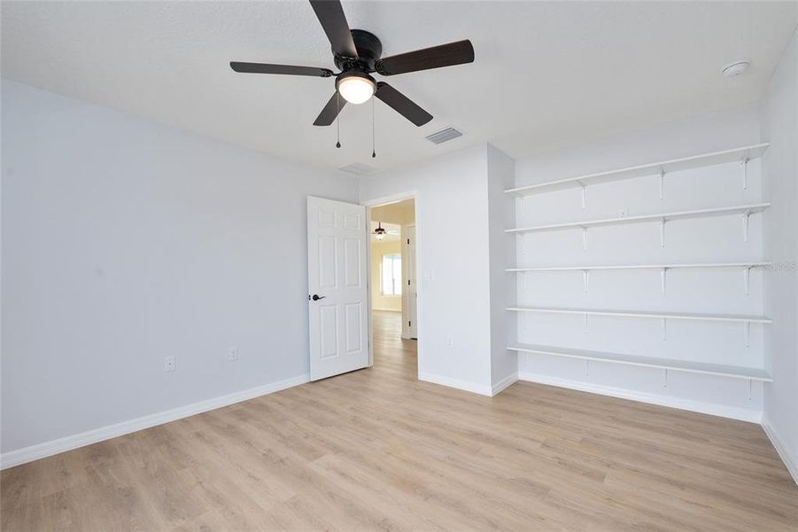 Spacious, unfurnished interior of a new home in , Ocala (Image 20).