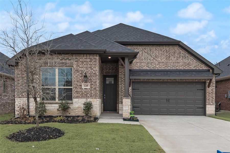 Front exterior of a new home in Walden Pond, Forney, TX, highlighting curb appeal (Image 22).
