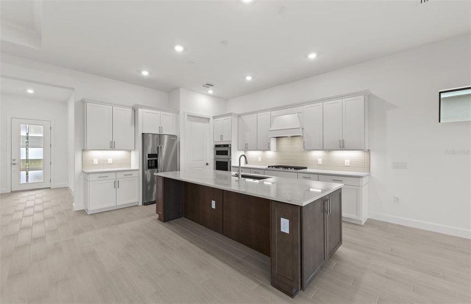 Furnished interior view inside a new home in Del Webb Catalina, Lakewood Ranch (Image 13).