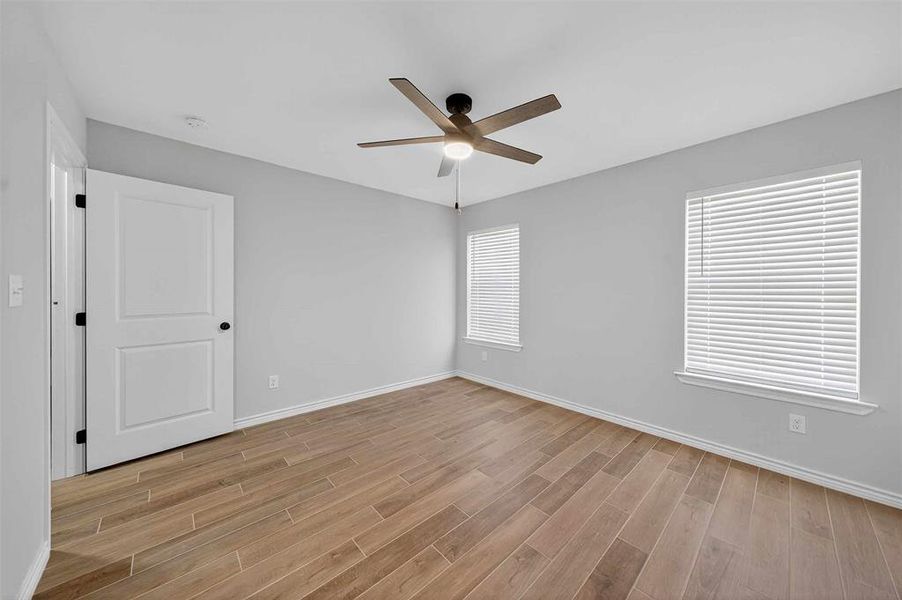 Spacious, unfurnished interior of a new home in , Tyler (Image 22).