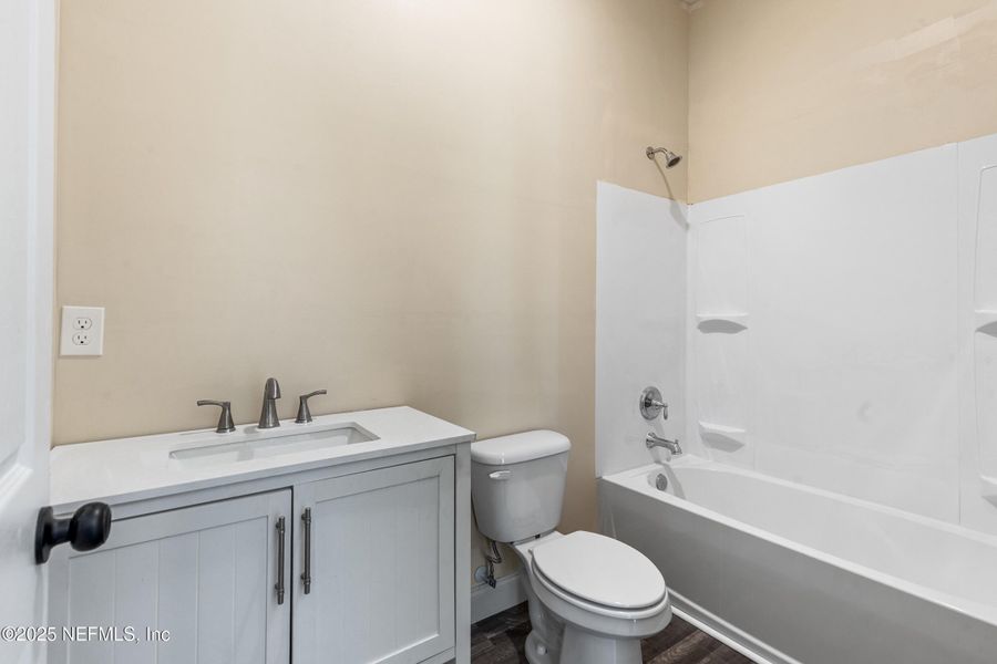 Furnished interior view inside a new home in , Keystone Heights (Image 6).