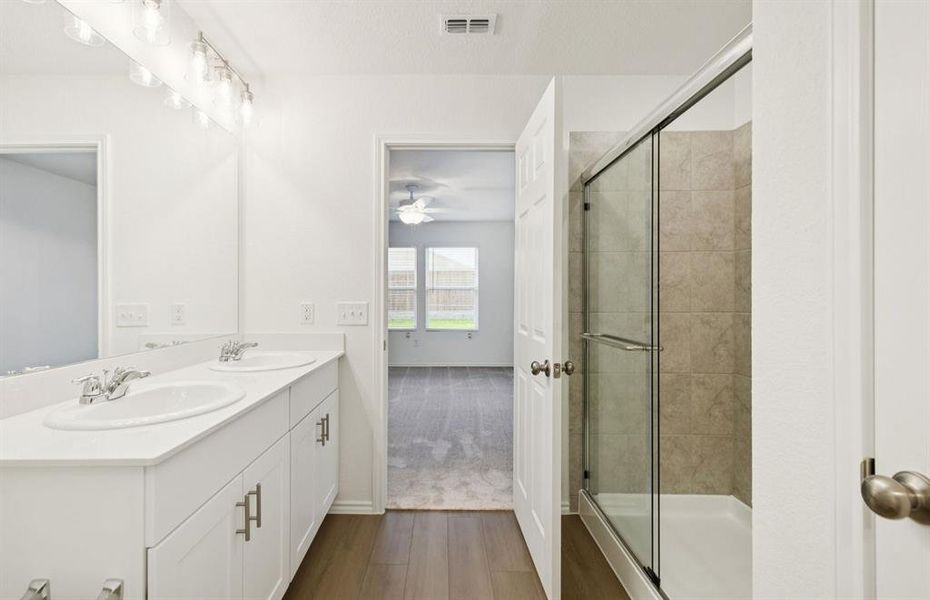 Large shower in owner's bath Large shower in owner's bath