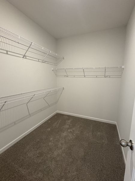 Spacious, unfurnished interior of a new home in Burton Farms, Smyrna (Image 12).