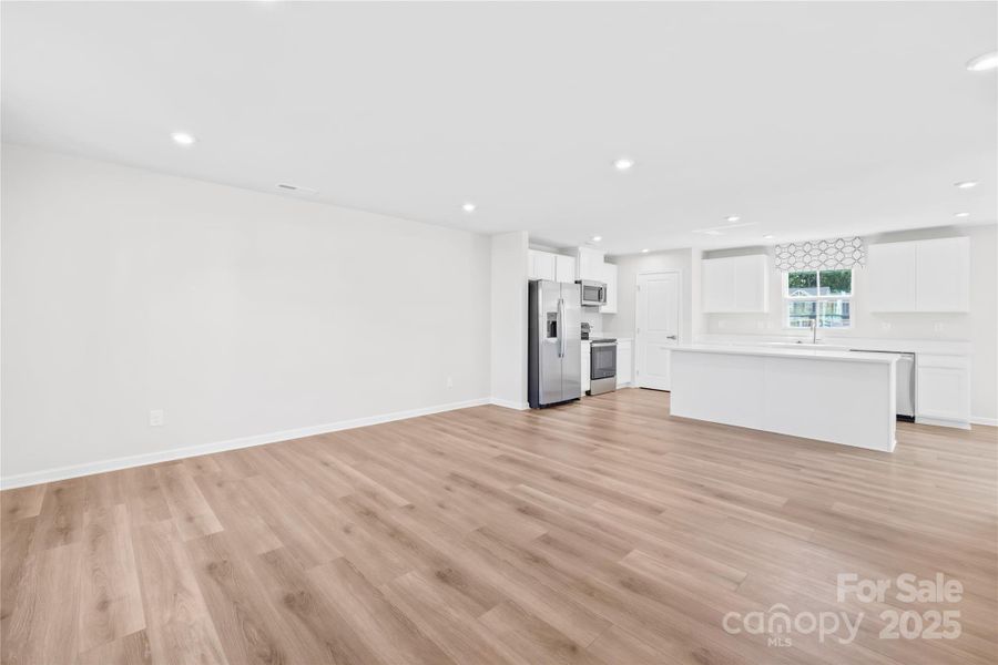 Spacious, unfurnished interior of a new home in , Lancaster (Image 20).