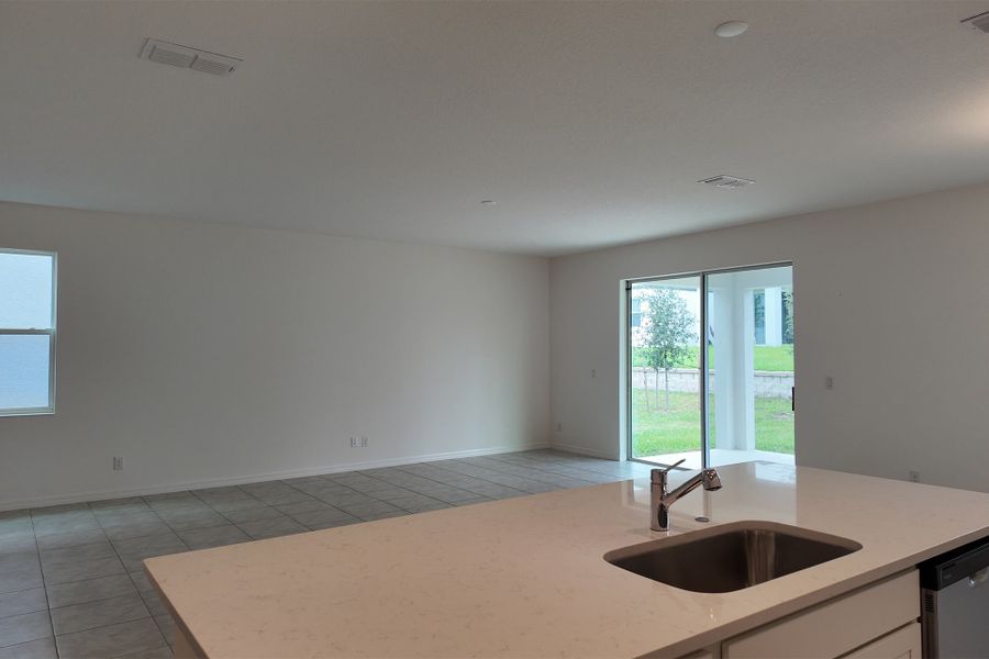 Modern Open-Concept Kitchen in Central Florida Home