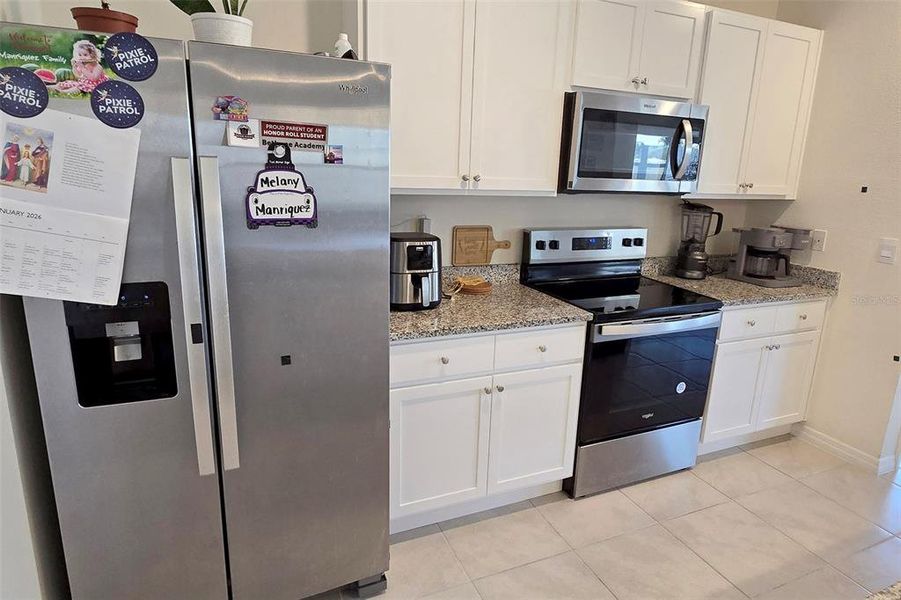 Furnished interior view inside a new home in Cascades, Davenport (Image 10).
