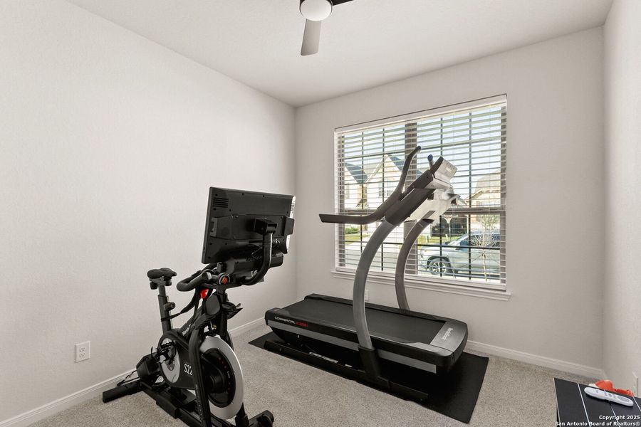 Image 25 of a home in Overlook at Creekside.