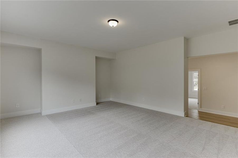 Spacious, unfurnished interior of a new home in , Cumming (Image 42).