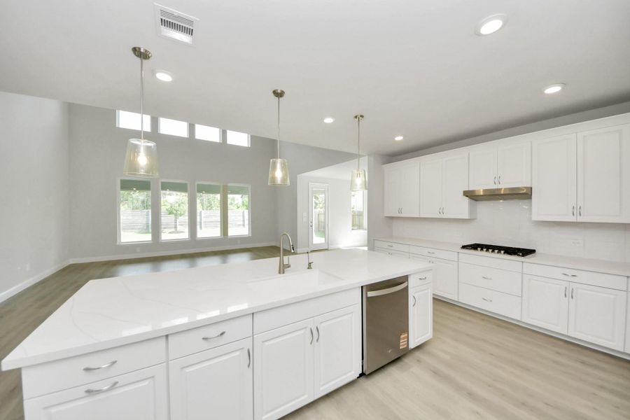 Furnished interior view inside a new home in ARTAVIA: Hilltop Collection, Conroe (Image 11). Furnished interior view inside a new home in ARTAVIA: Hilltop Collection, Conroe (Image 11).