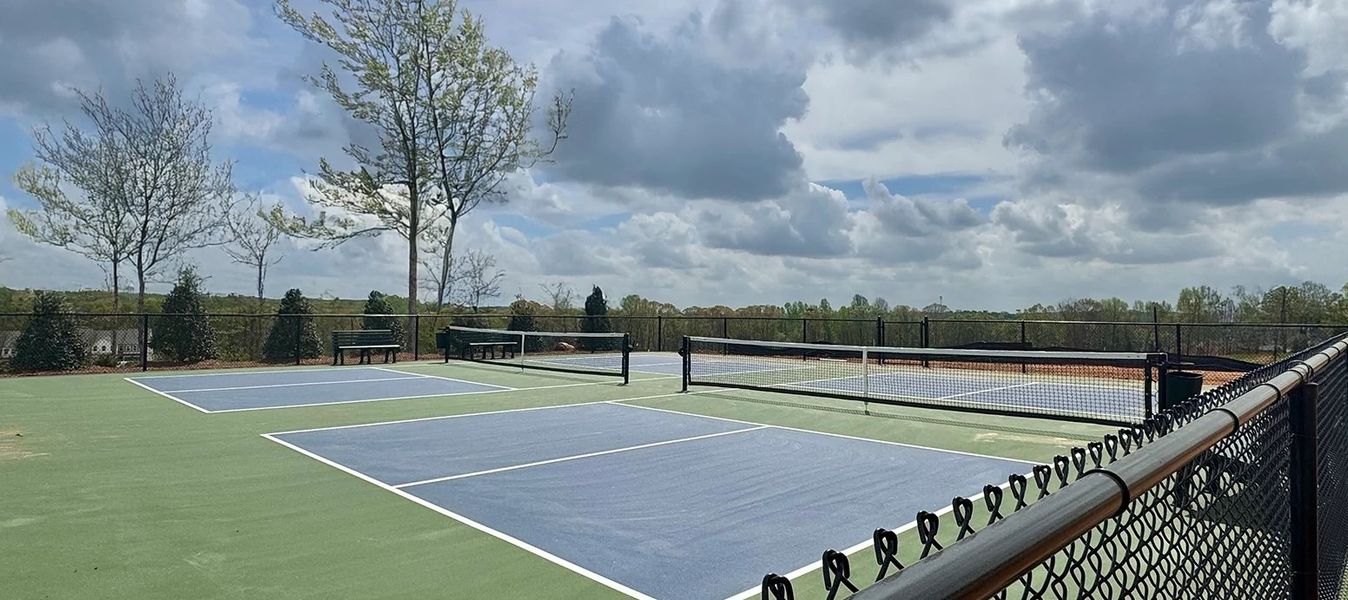 Eastlyn Crossing Pickle Ball Courts Eastlyn Crossing Pickle Ball Courts
