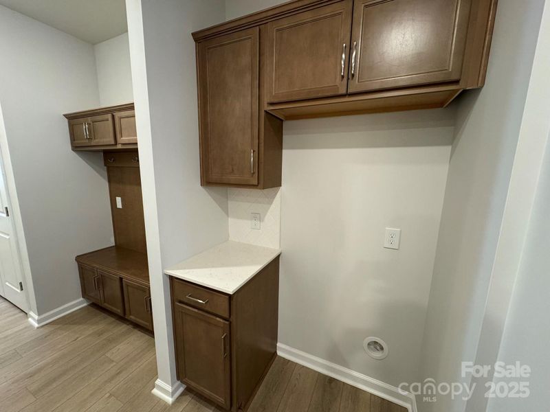 Kitchen - Refrigerator Niche