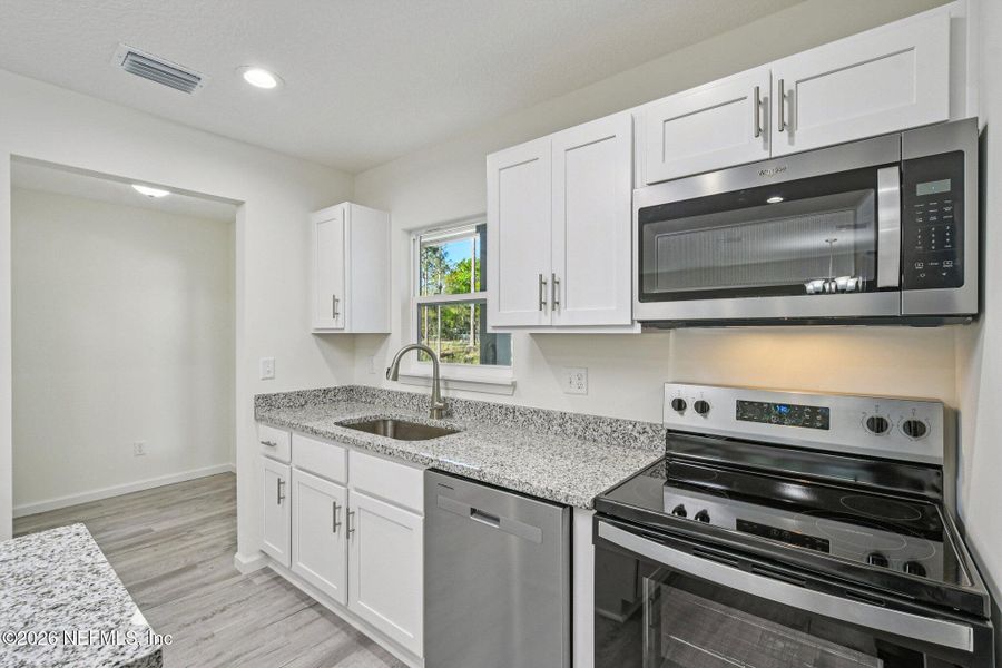 Furnished interior view inside a new home in , Middleburg (Image 5).